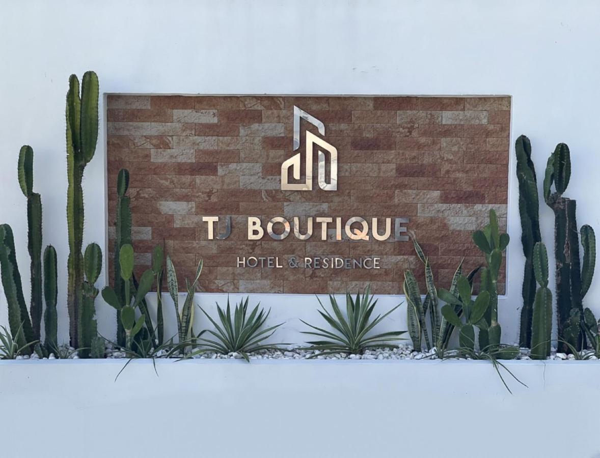 Tj Boutique Hotel Uthai Thani Exterior foto